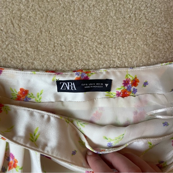 Zara skirt - Picture 2 of 3